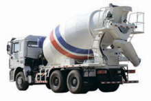 中聯(lián)重科ZLJ5257GJB1攪拌運(yùn)輸車 高效混凝土運(yùn)輸解決方案