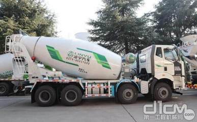 中集凌宇攪拌車大全 散裝粉物料運(yùn)輸?shù)膶I(yè)解決方案